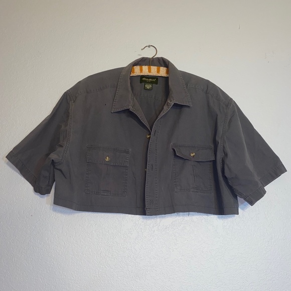 Cropped Grey Eddie Bauer Button Up - Picture 5 of 7